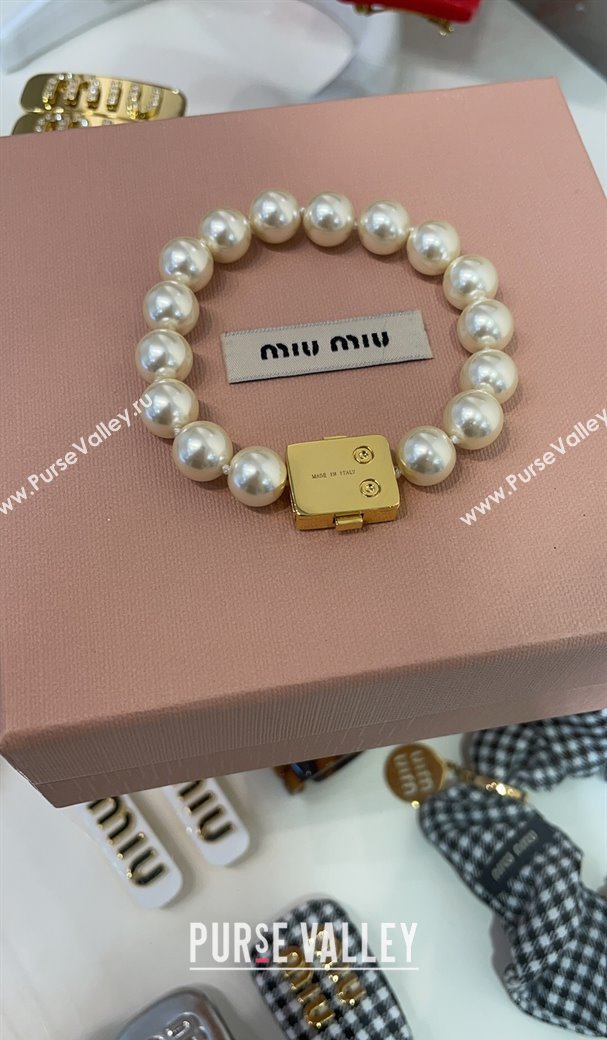 Miu Miu Pearls Bracelet 2025 011301 (YF-250113087)