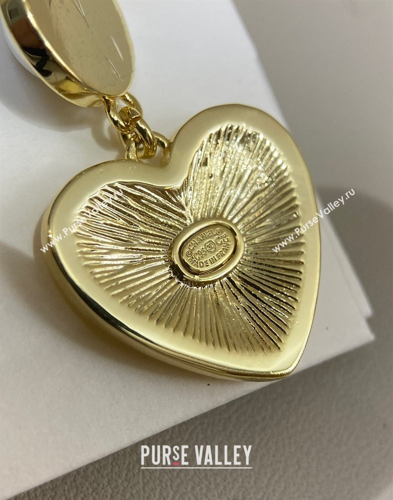 Chanel Vintage Heart Short Earrings 2025 0114 (YF-250114003)