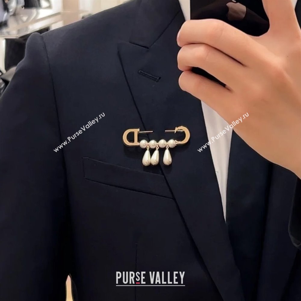 Dior Pearls Brooch 2025 0113 (YF-250113099)