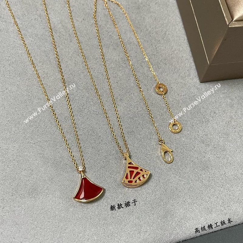 Bvlgari Divas Dream Pendant Necklace Burgundy 2025 0114 (YF-250114061)