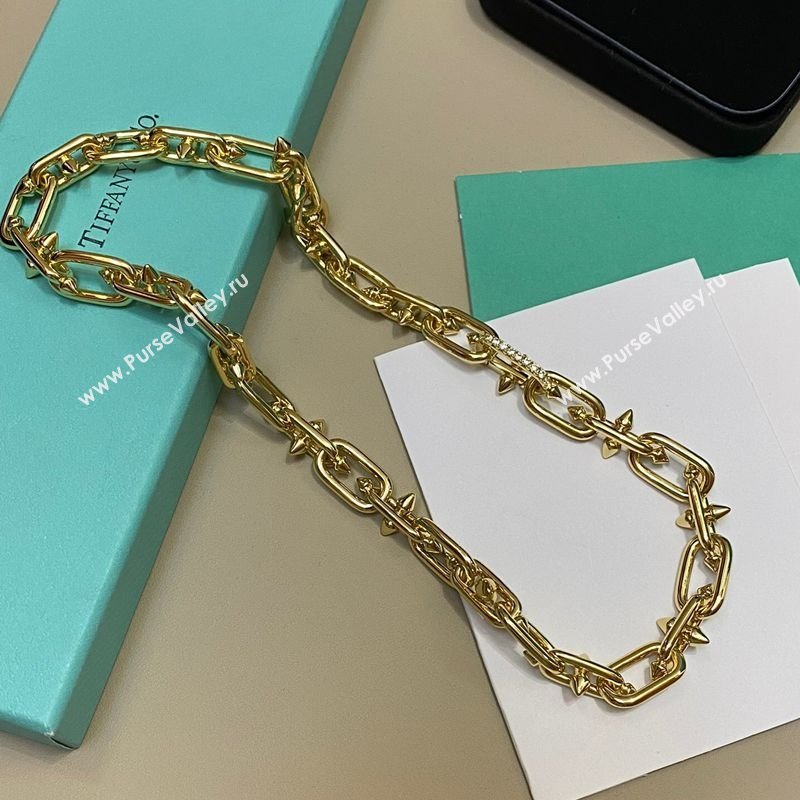 Tiffany Titan by Pharrell Williams Clasp Necklace with Strass Gold 2025 0114 (YF-250114080)