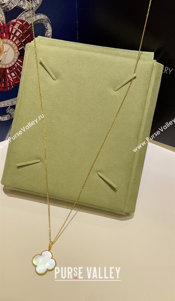 Van Cleef Arpels Magic Alhambra long necklace, 1 motif in 18K yellow gold White 2025 0114 (YF-250114083)