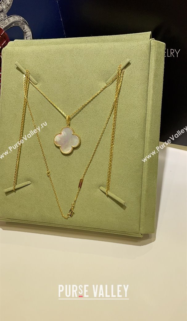 Van Cleef Arpels Magic Alhambra long necklace, 1 motif in 18K yellow gold White 2025 0114 (YF-250114083)