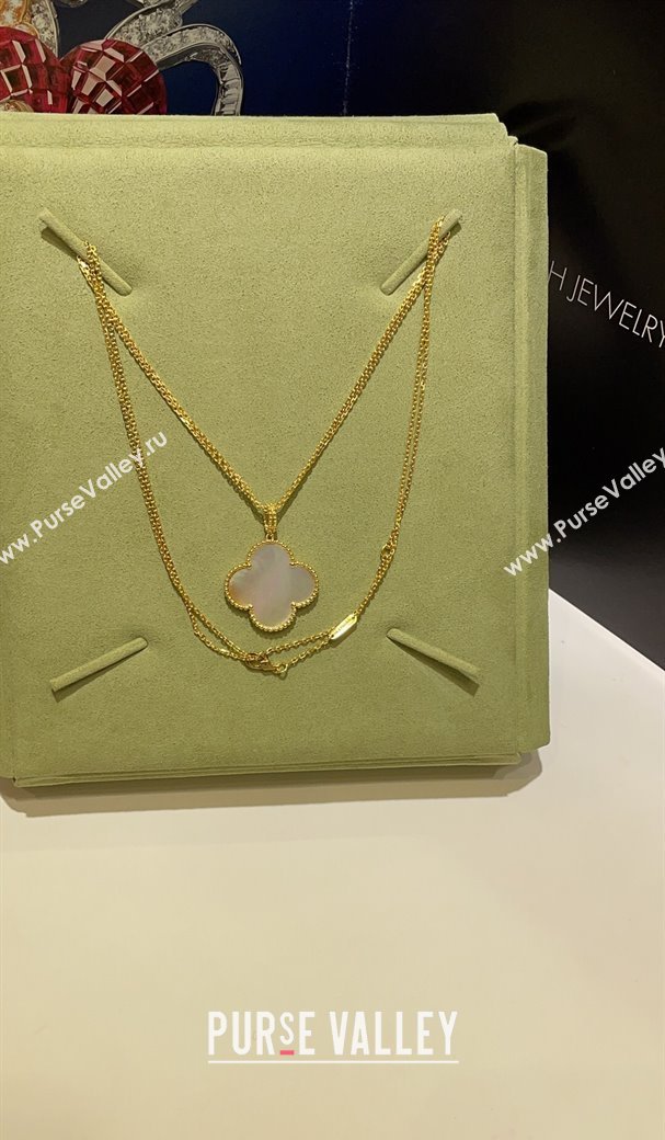 Van Cleef Arpels Magic Alhambra long necklace, 1 motif in 18K yellow gold White 2025 0114 (YF-250114083)