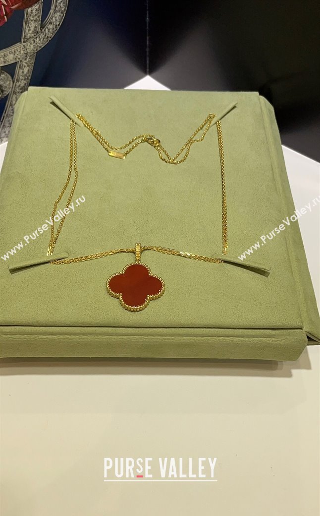 Van Cleef Arpels Magic Alhambra long necklace, 1 motif in 18K yellow gold Red 2025 0114 (YF-250114084)