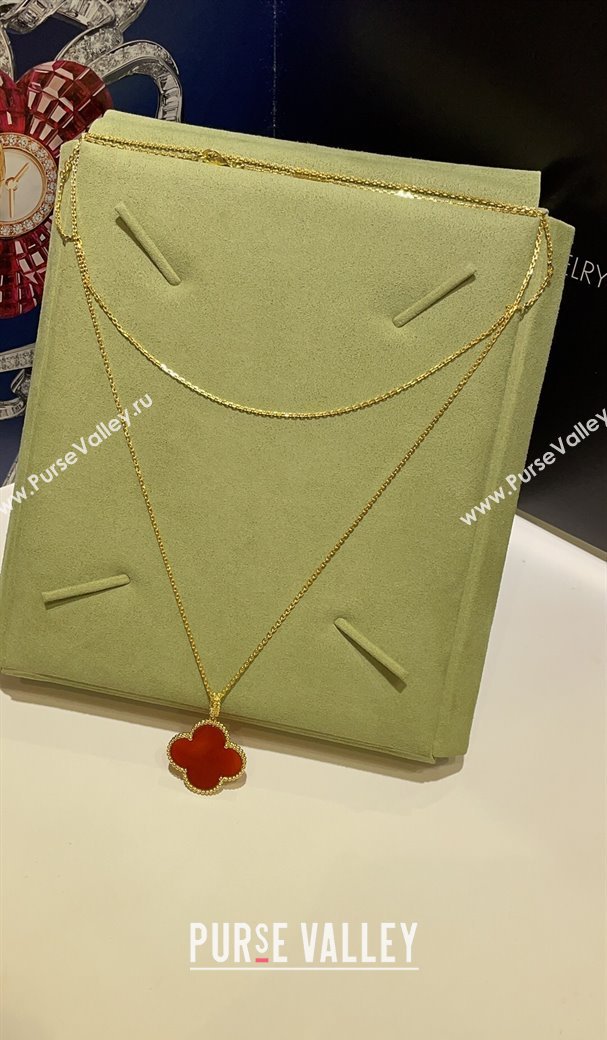 Van Cleef Arpels Magic Alhambra long necklace, 1 motif in 18K yellow gold Red 2025 0114 (YF-250114084)