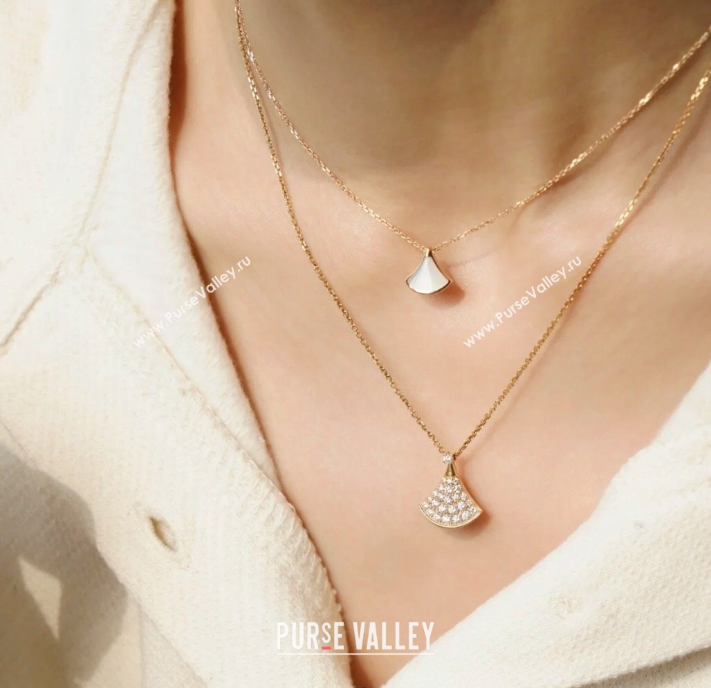 Bvlgari Divas Dream Mini Pendant Necklace White/Rose Gold 2025 0114 (YF-250114055)
