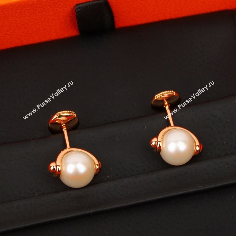 Hermes Pearl Studs Earrings 2025 0726 (YF-250726037)