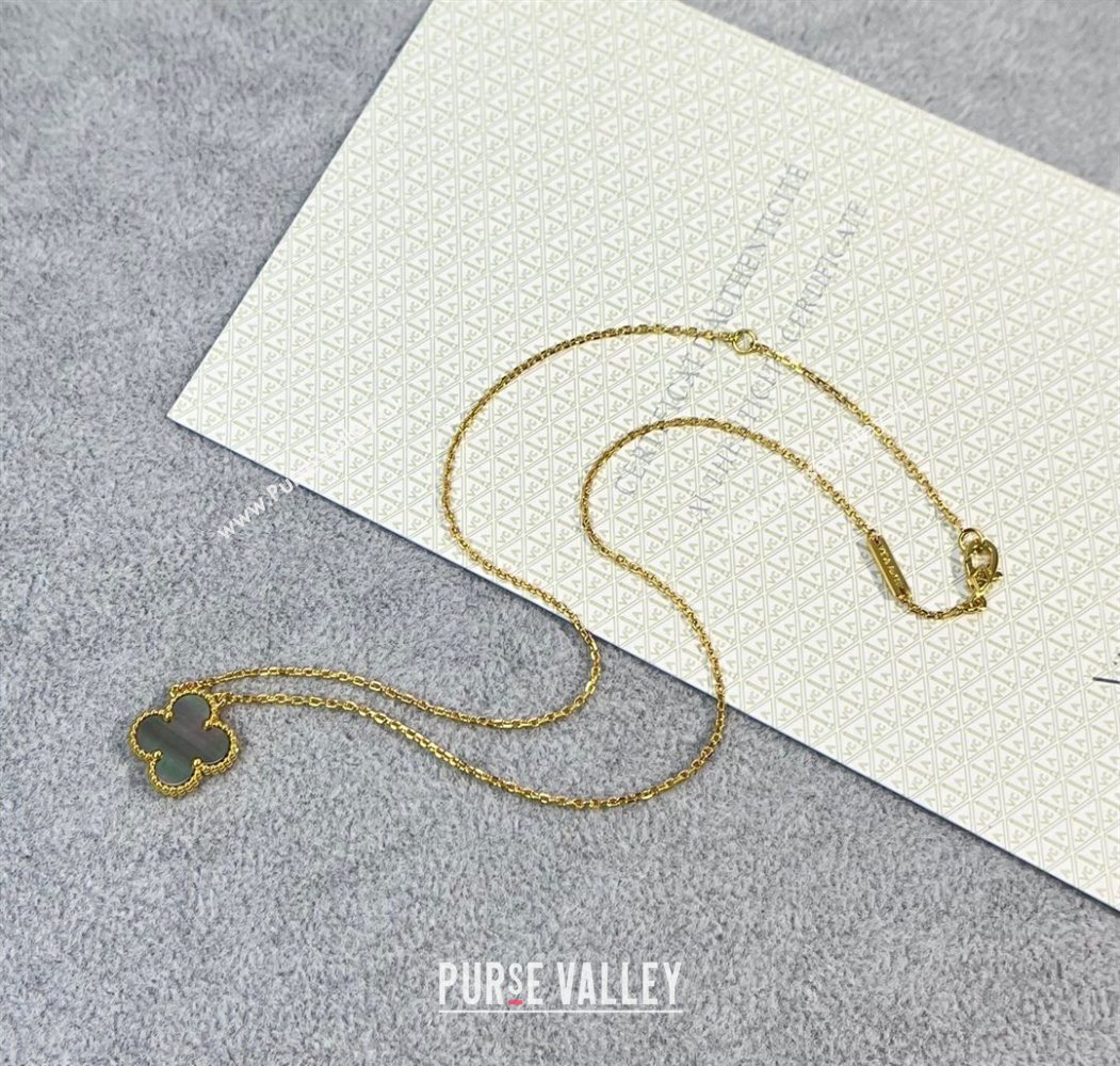 Van Cleef Arpels Alhambra Pendant Necklace Grey/Yellow Gold 2025 0726 (YF-250726084)