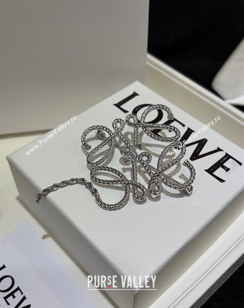 Loewe Anagram Brooch Silver 2026 0321 (YF-260321043)