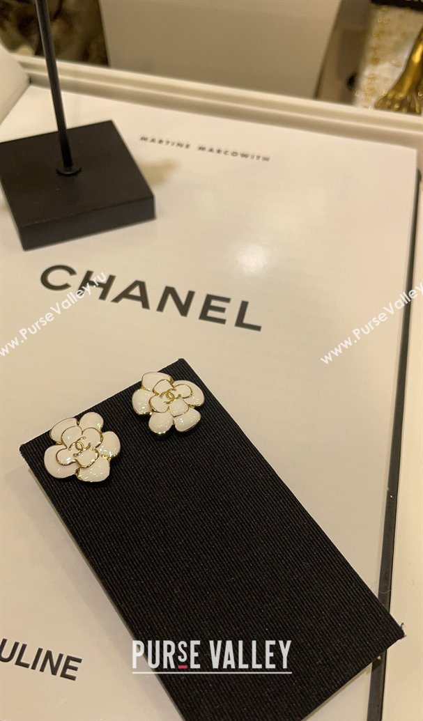 Chanel Camellia Studs Earrings White 2026 CH032028 (YF-260320107)
