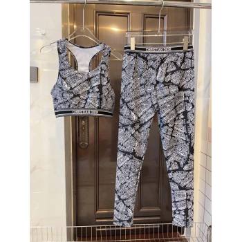 Dior Paris Yoga Activewear Set Black 2025 0314 (WM-250314021)