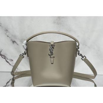 Saint Laurent Le 37 Small Bucket bag in Shiny Leather 749036 Grey 2024 (nana-240202004)