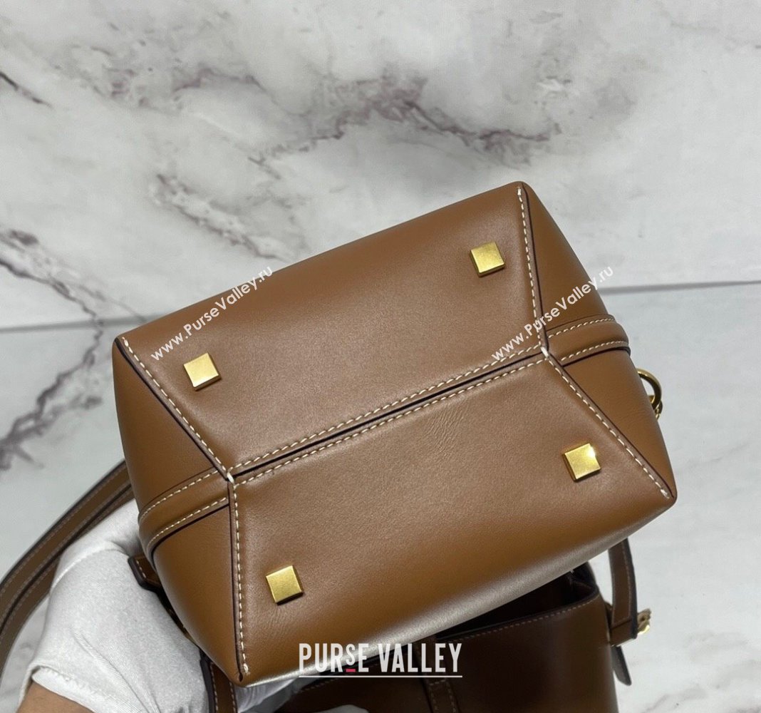 Saint Laurent Le 37 Small Bucket bag in Shiny Leather 749036 Brown 2024 (nana-240202001)