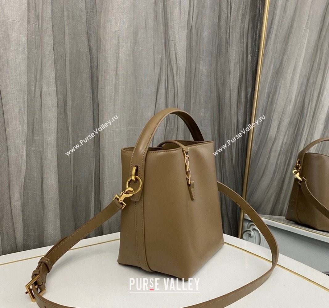 Saint Laurent Le 37 Small Bucket Bag in Shiny Leather 749036 Dark Cork 2024 0525 (nana-240525032)