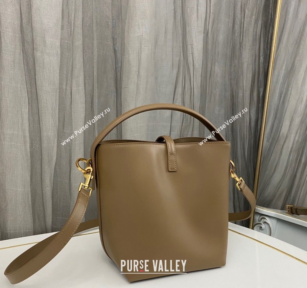 Saint Laurent Le 37 Small Bucket Bag in Shiny Leather 749036 Dark Cork 2024 0525 (nana-240525032)