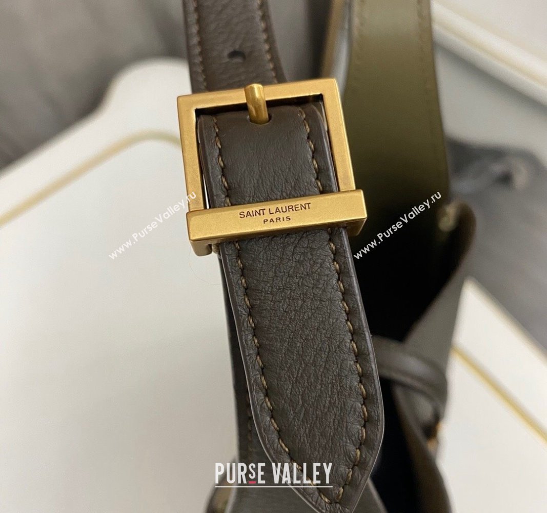 Saint Laurent LE 5 À 7 Supple baby Mini Hobo Bag in Grained Leather 809461 Green 2024 (nana-240827001)