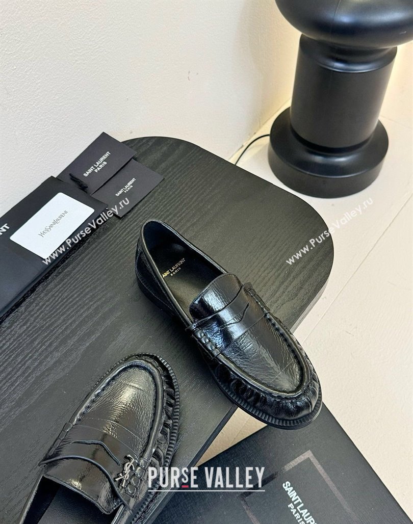 Saint Laurent Le Loafers Penny Slippers in Eel Embossed Leather Black 2025 (KER-250424025)