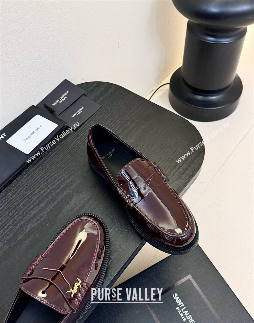 Saint Laurent Le Loafers Penny Slippers in Patent Leather Burgundy 2025 (KER-250424028)