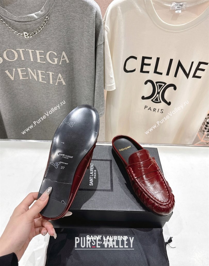 Saint Laurent Le Loafers Mules in Eel Embossed Leather Red 2025 (MD-250424037)