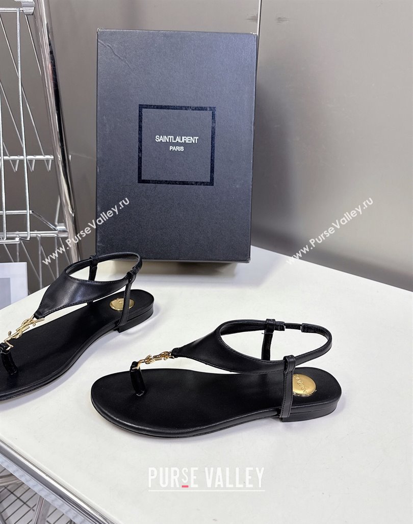 Saint Laurent Cassandre Flat Thong Sandals in Smooth Leather Black 2025 818293 (MD-250424044)