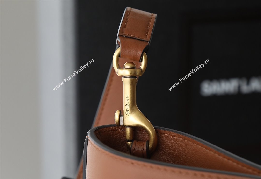 Saint Laurent Y Small Bucket Bag in Leather Brown 2025 808224 (YY-250520043)