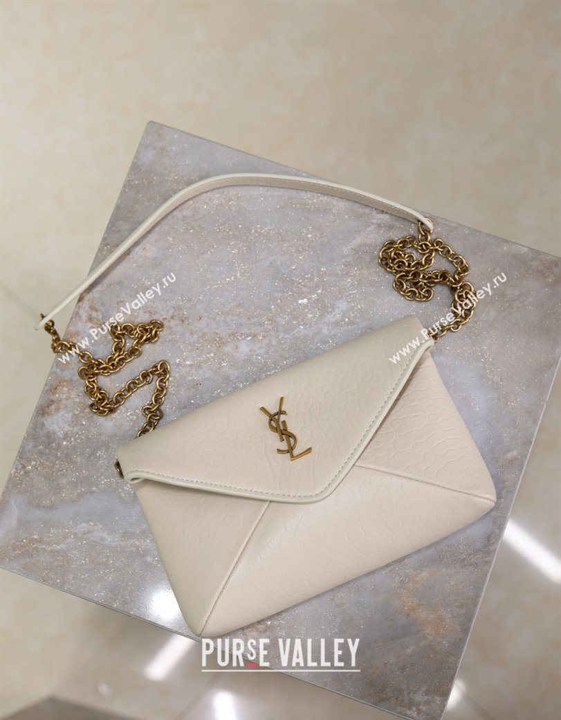 Saint Laurent Cassandre Chain Clutch in Embossed Lambskin White 2025 819271 (YY-250625100)