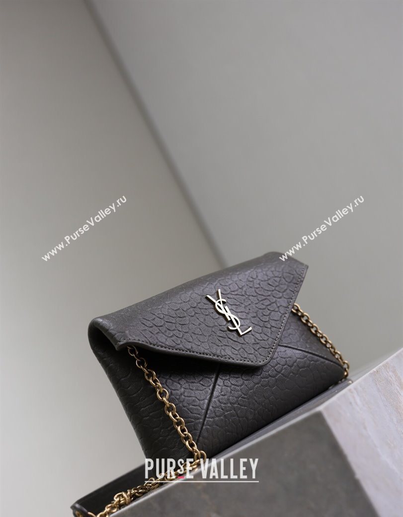 Saint Laurent Cassandre Chain Clutch in Embossed Lambskin Green 2025 819271 (YY-250625102)