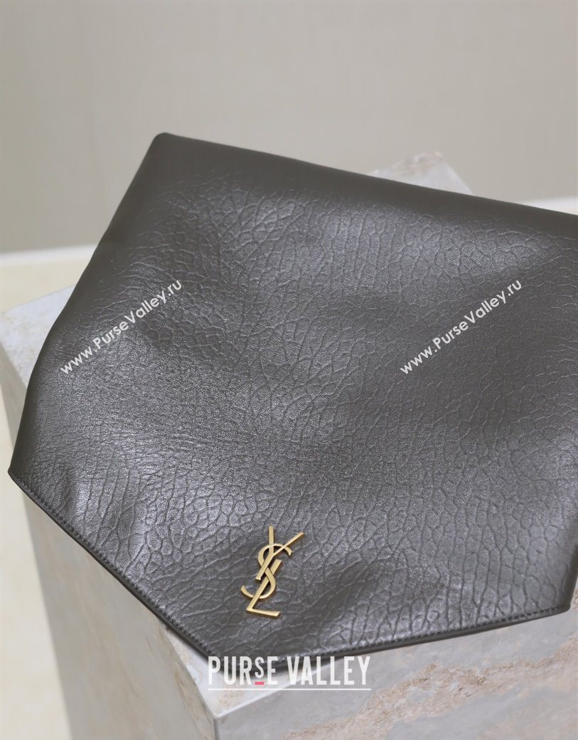 Saint Laurent Cassandre Large Envelope Pouch in Embossed Lambskin Green 2025 769307 (YY-250625106)