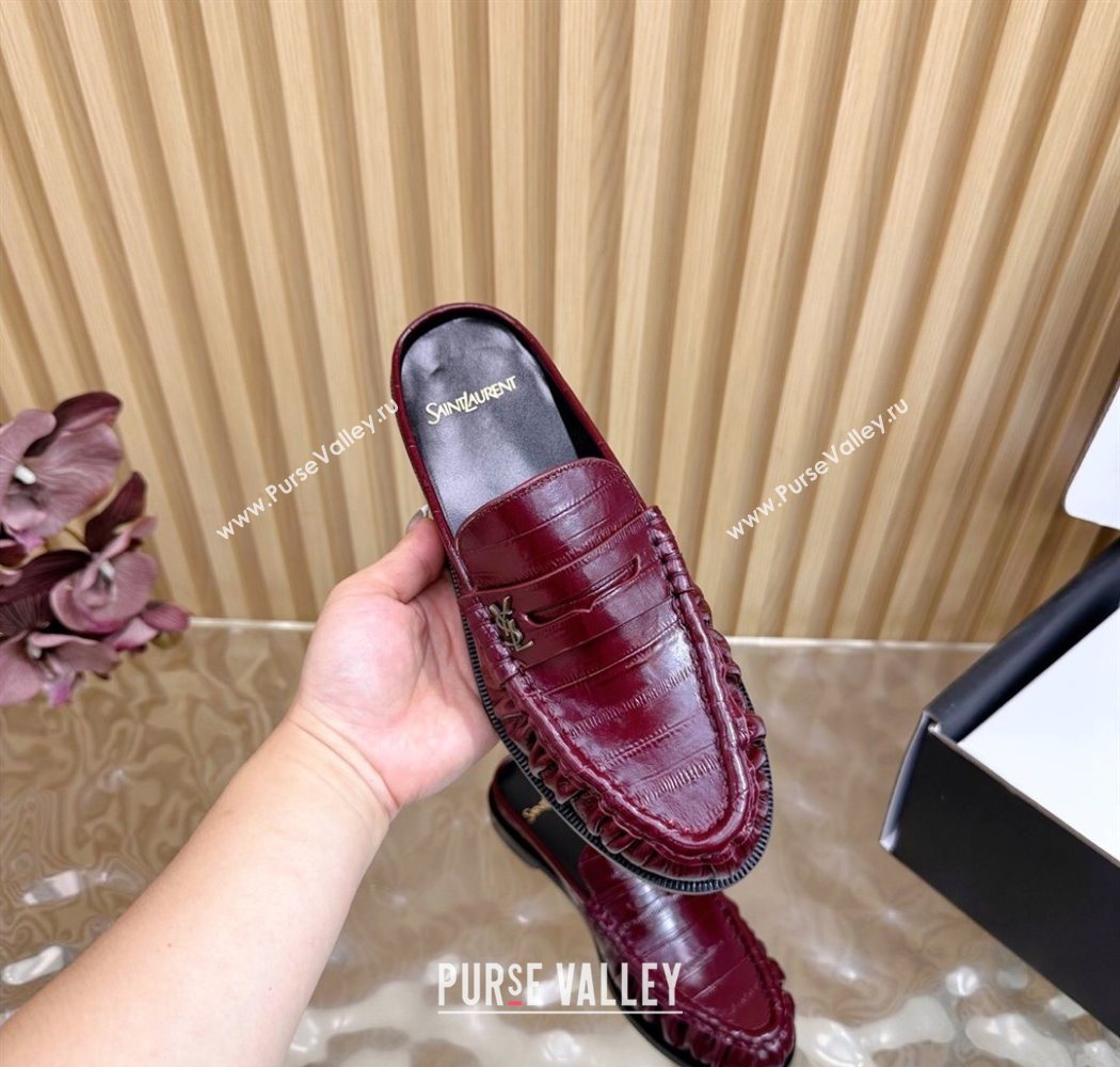 Saint Laurent Le Loafers Mules in Eel Embossed Leather Burgundy 2025 (MD-250825098)