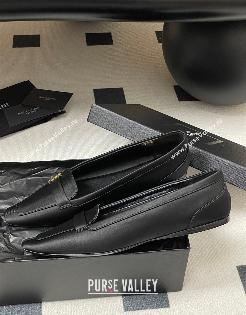 Saint Laurent Poppy Ballerinas Flat in Satin Black 2025 818008 (MD-250825108)