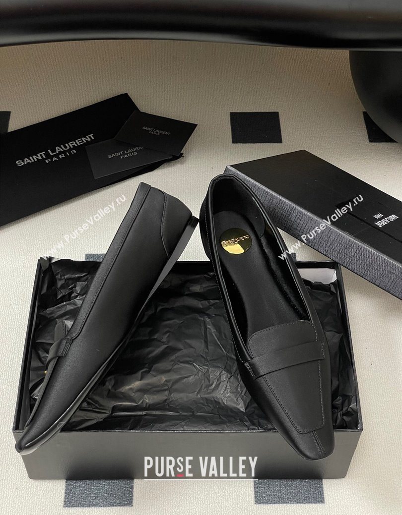 Saint Laurent Poppy Ballerinas Flat in Satin Black 2025 818008 (MD-250825108)