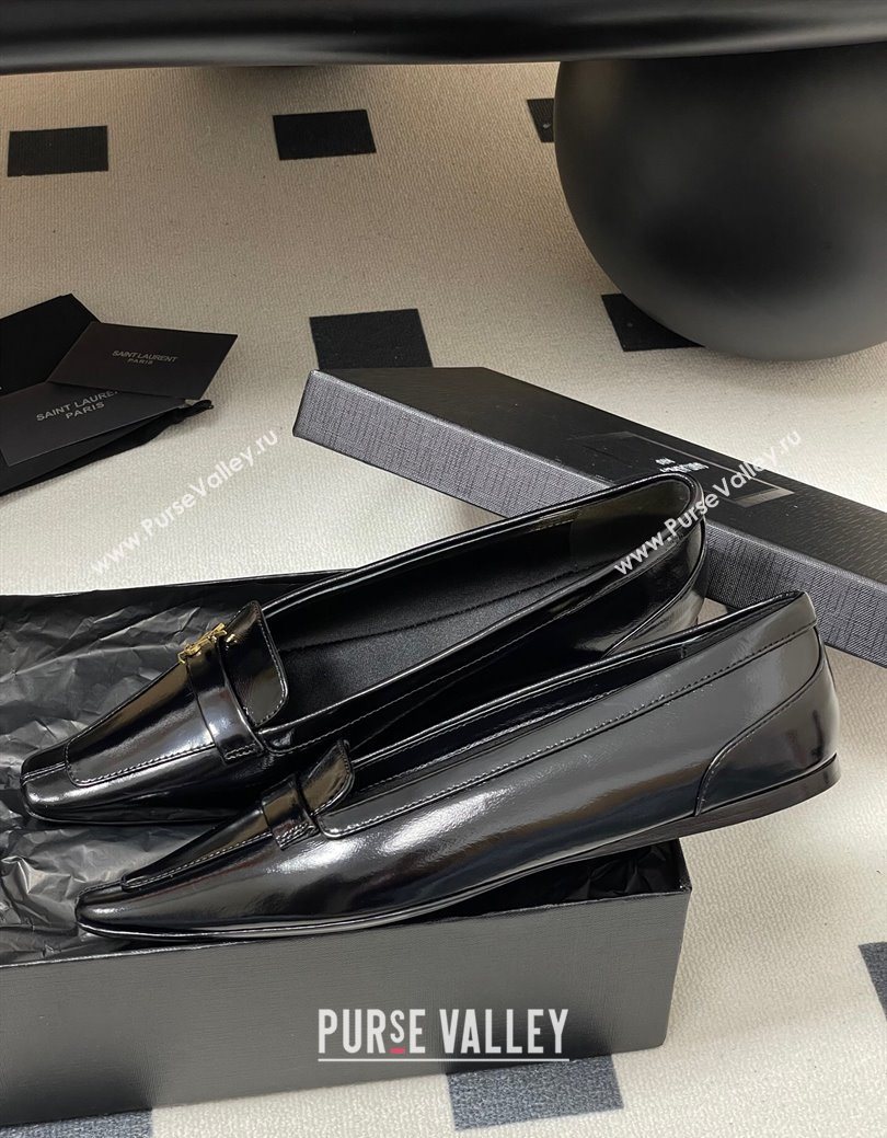 Saint Laurent Poppy Ballerinas Flat in Shiny Calfskin Black 2025 818008 (MD-250825111)