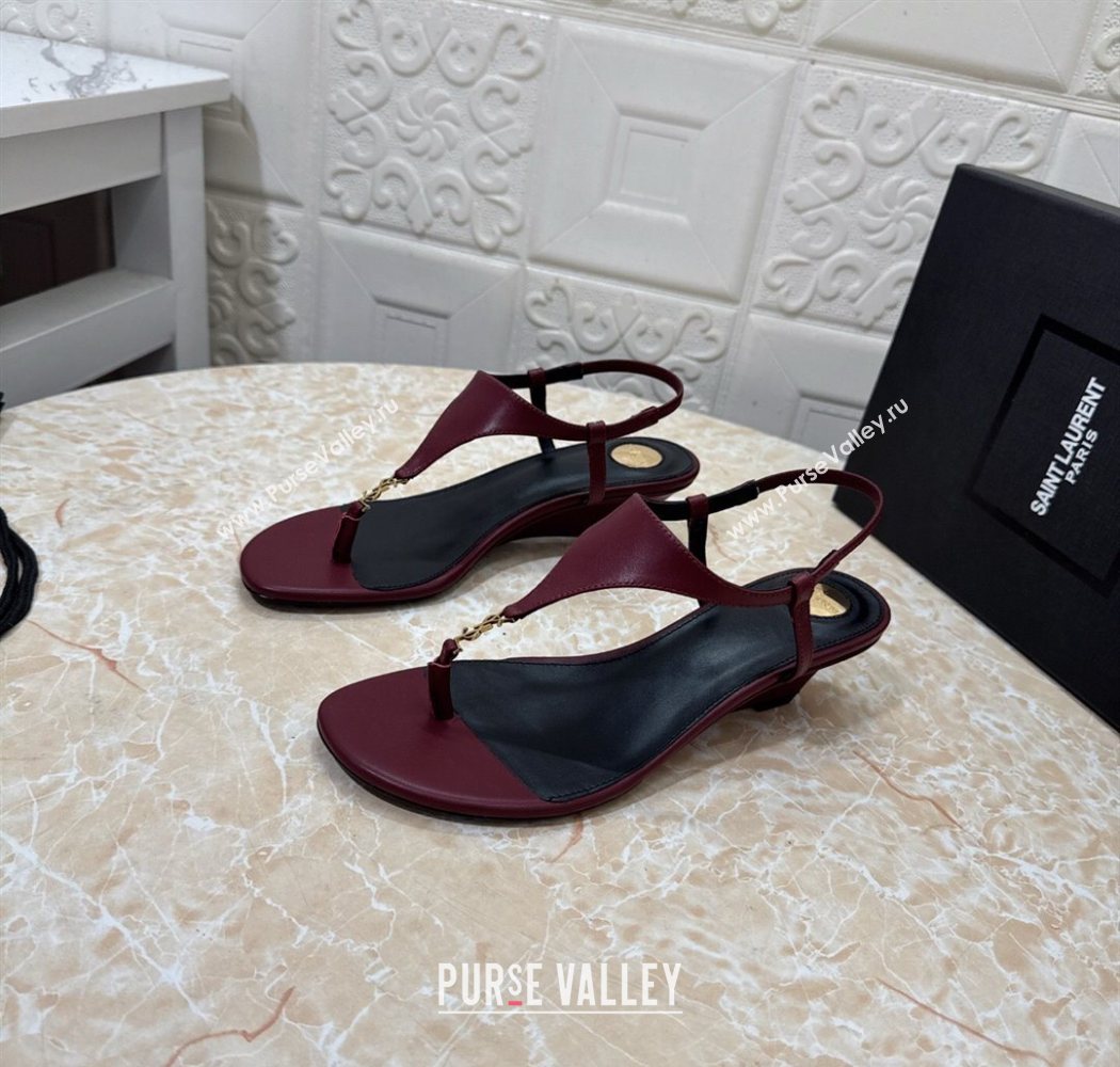 Saint Laurent Cassandra Wedge Thong Sandals 3.5cm in Calfskin Burgundy 2025 825279 (MD-250825121)
