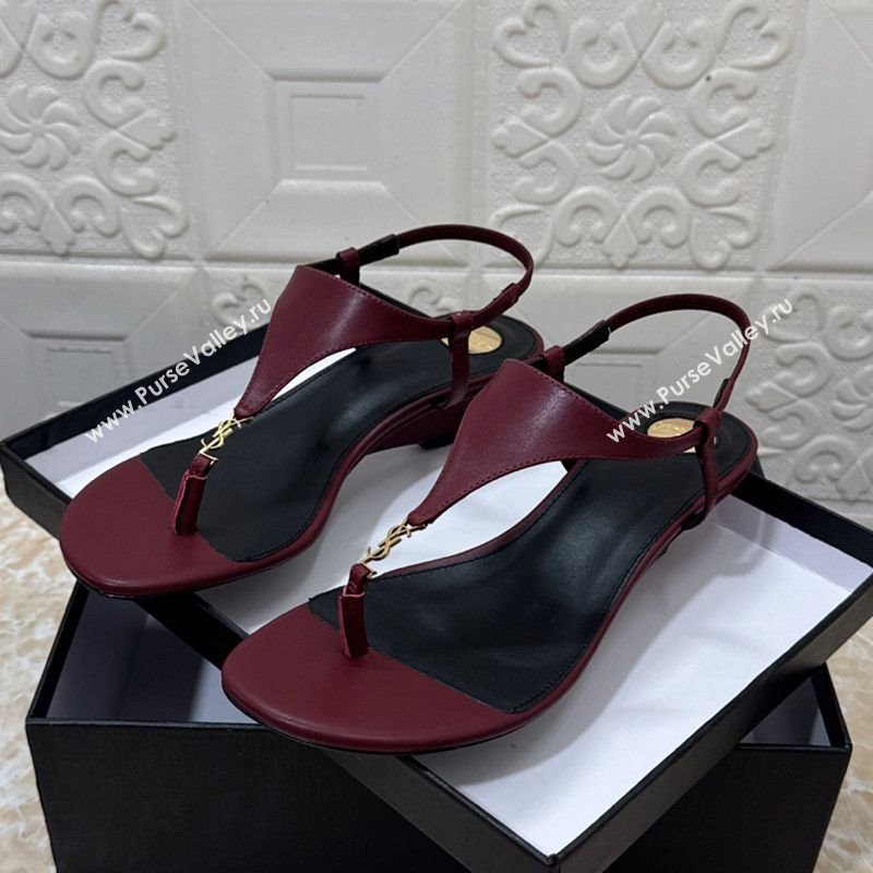 Saint Laurent Cassandra Wedge Thong Sandals 3.5cm in Calfskin Burgundy 2025 825279 (MD-250825121)