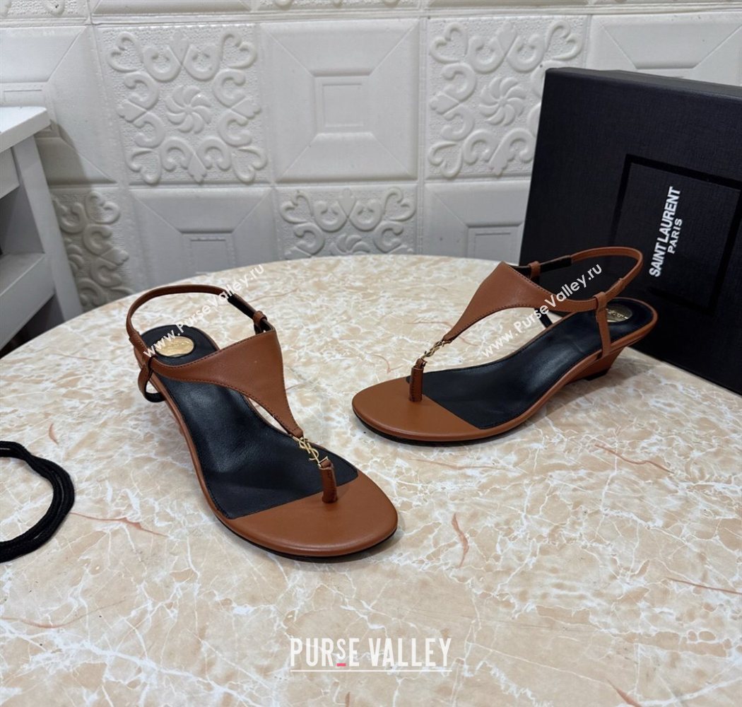 Saint Laurent Cassandra Wedge Thong Sandals 3.5cm in Calfskin Brown 2025 825279 (MD-250825122)