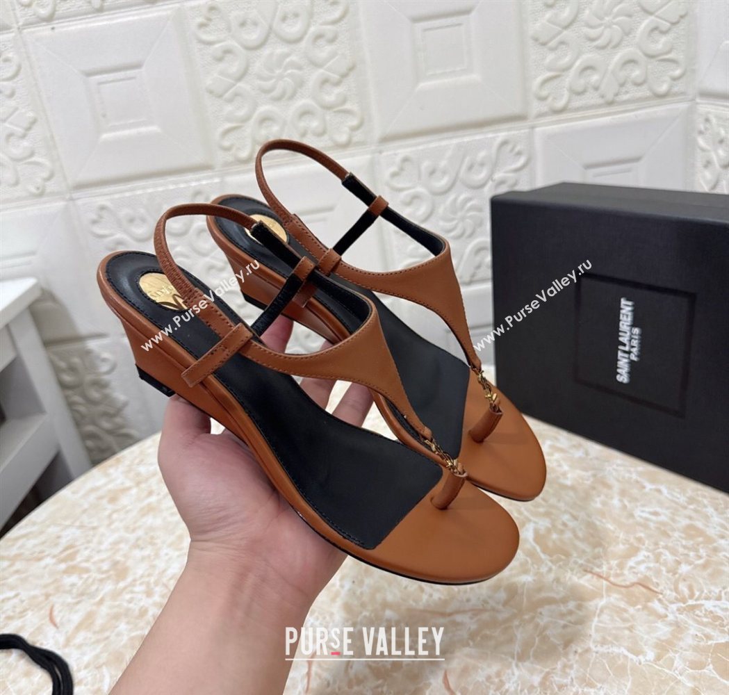 Saint Laurent Cassandra Wedge Thong Sandals 3.5cm in Calfskin Brown 2025 825279 (MD-250825122)
