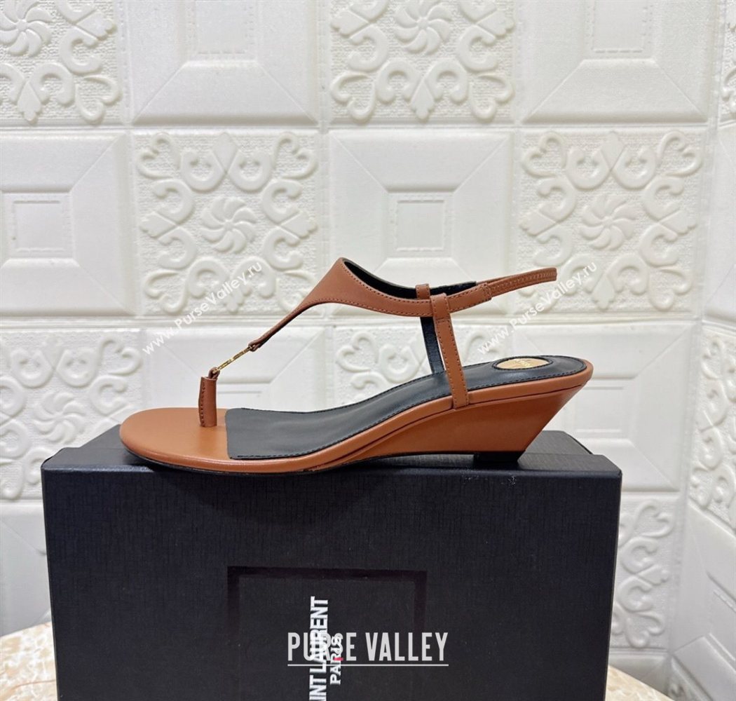 Saint Laurent Cassandra Wedge Thong Sandals 3.5cm in Calfskin Brown 2025 825279 (MD-250825122)
