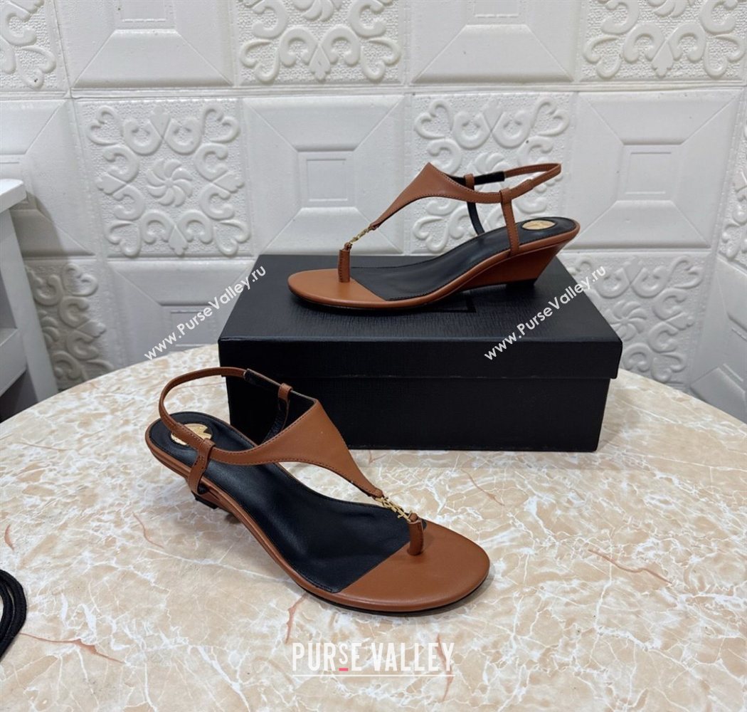 Saint Laurent Cassandra Wedge Thong Sandals 3.5cm in Calfskin Brown 2025 825279 (MD-250825122)