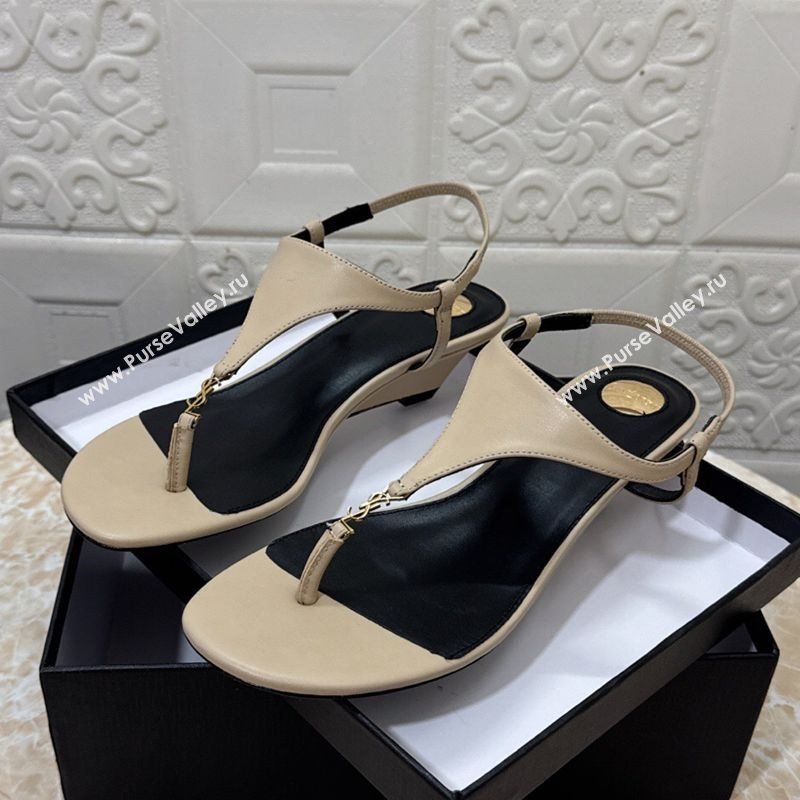 Saint Laurent Cassandra Wedge Thong Sandals 3.5cm in Calfskin Beige 2025 825279 (MD-250825124)