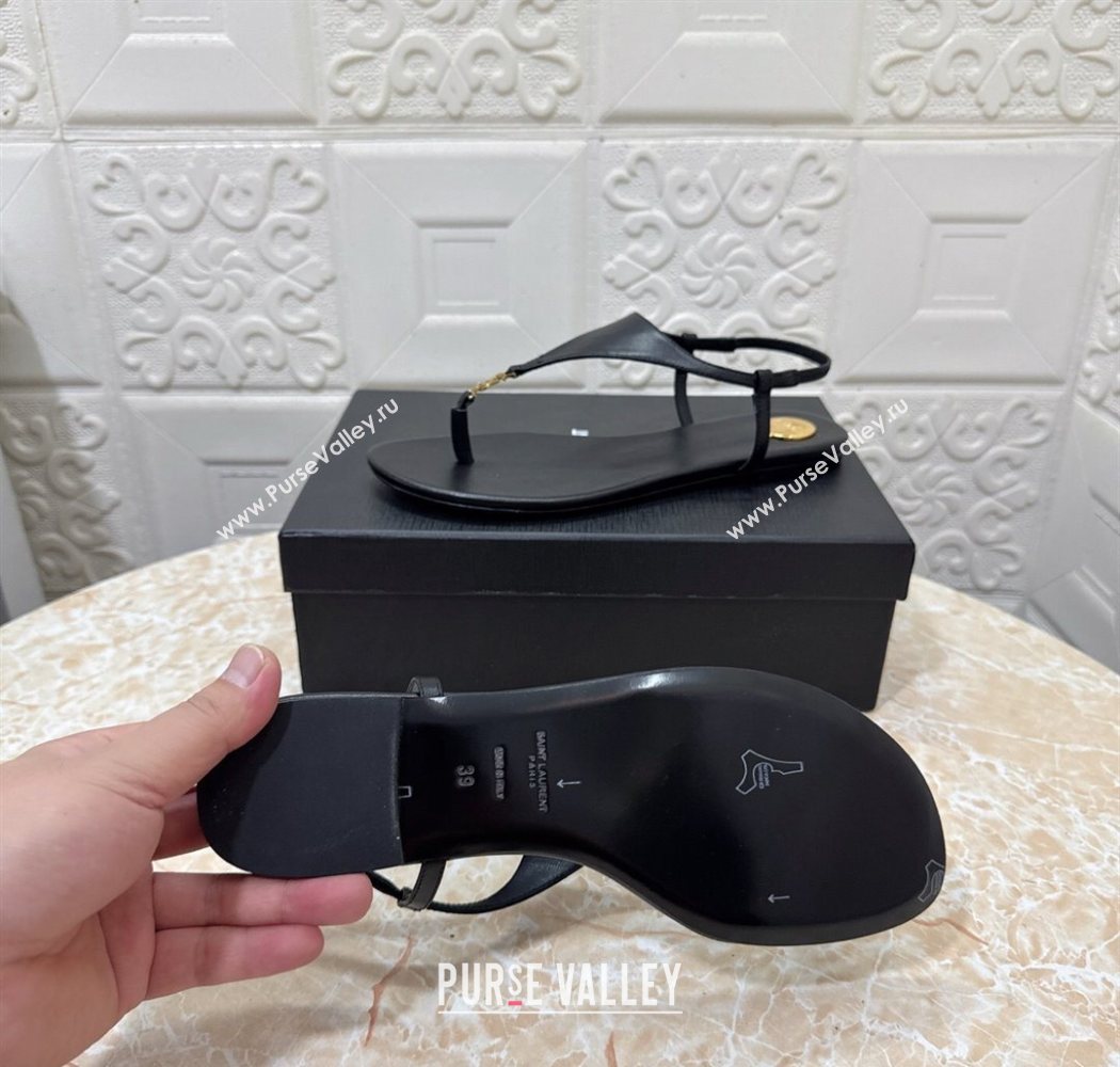 Saint Laurent Cassandra Flat Thong Sandals in Calfskin Black 2025 841570 (MD-250825126)