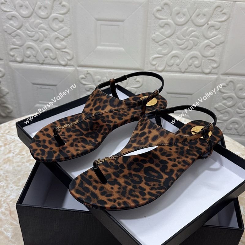 Saint Laurent Cassandra Flat Thong Sandals in Leopard Print 2025 841570 (MD-250825131)