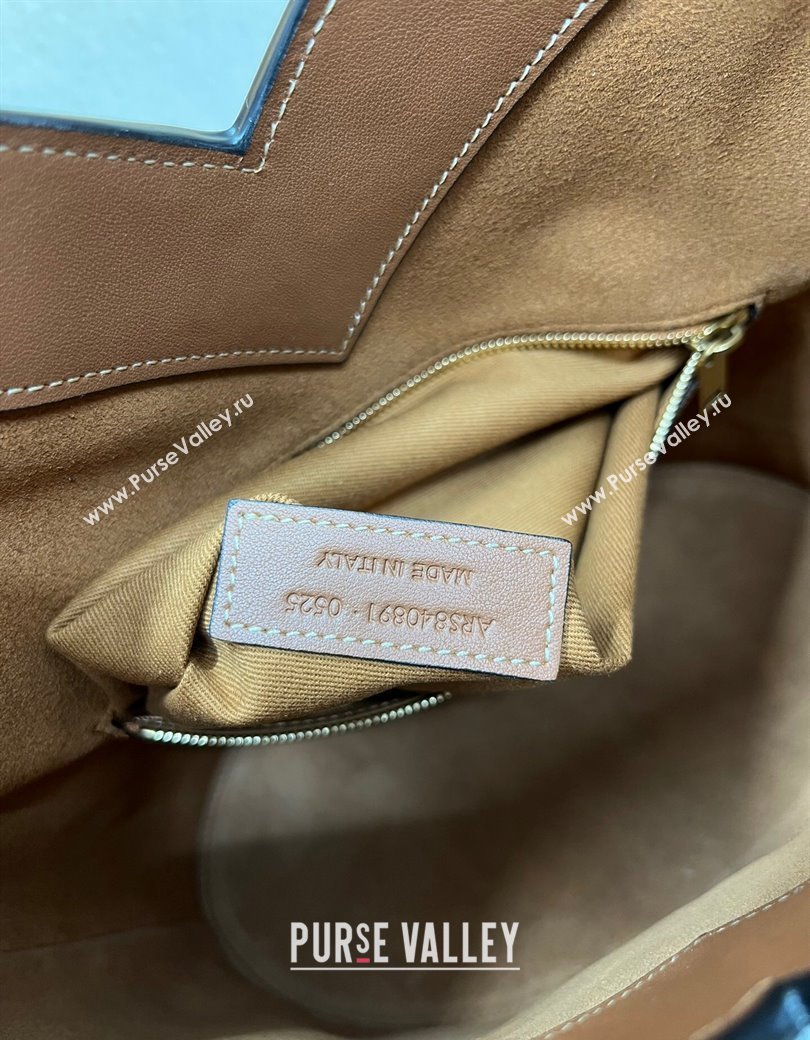 Saint Laurent Y Top Handle Bucket Bag in Leather Brick Brown 2025 840891 (nana-250924077)