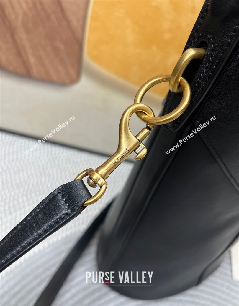 Saint Laurent Y Top Handle Bucket Bag in Leather Black 2025 840891 (nana-250924078)