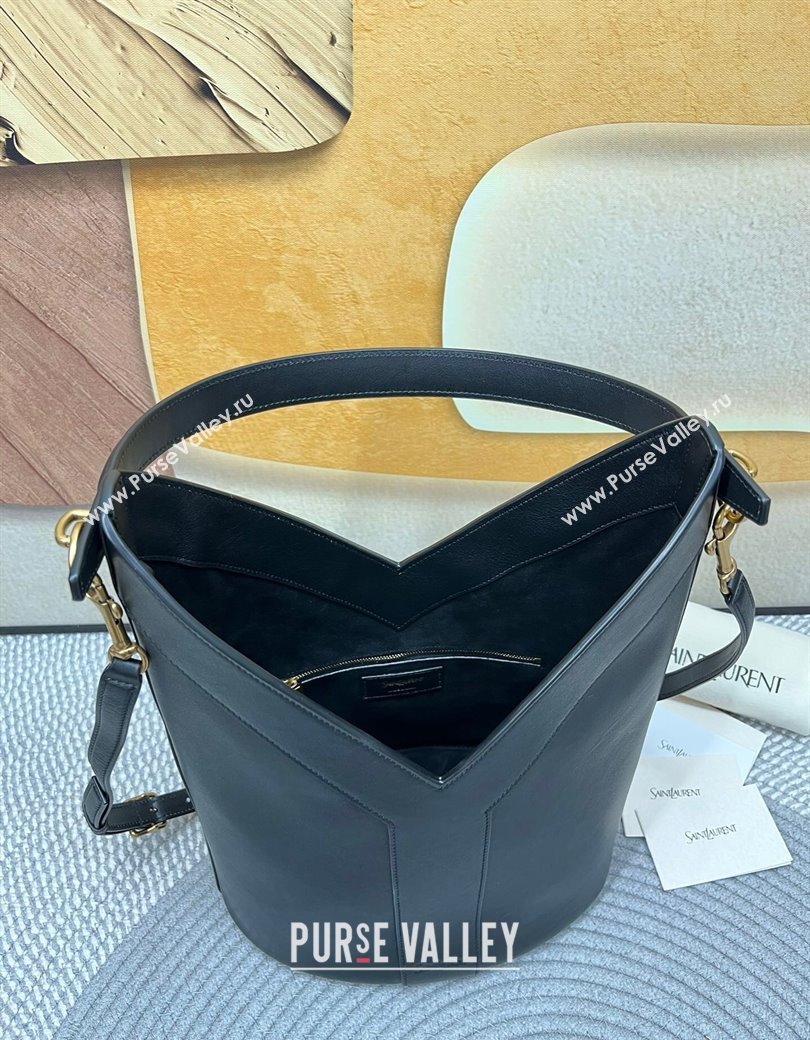 Saint Laurent Y Top Handle Bucket Bag in Leather Black 2025 840891 (nana-250924078)