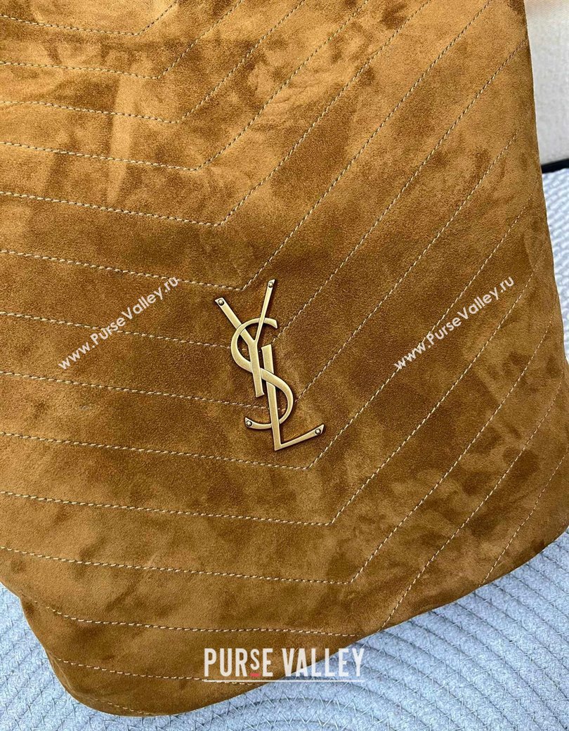 Saint Laurent Niki Supple Bucket Bag in Suede Brown2 2025 8443461 (nana-250924053)