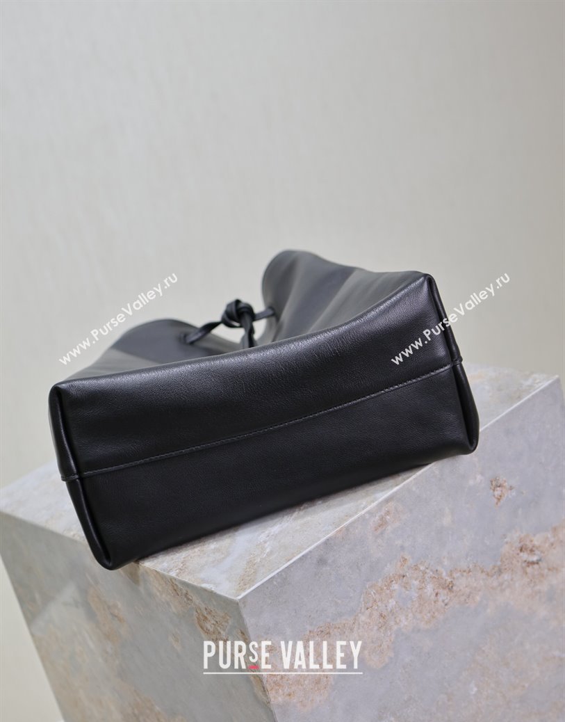 Saint Laurent Paris VII Pochon Bucket Bag in Lambskin Leather Black 2025 804302 (YY-250924128)