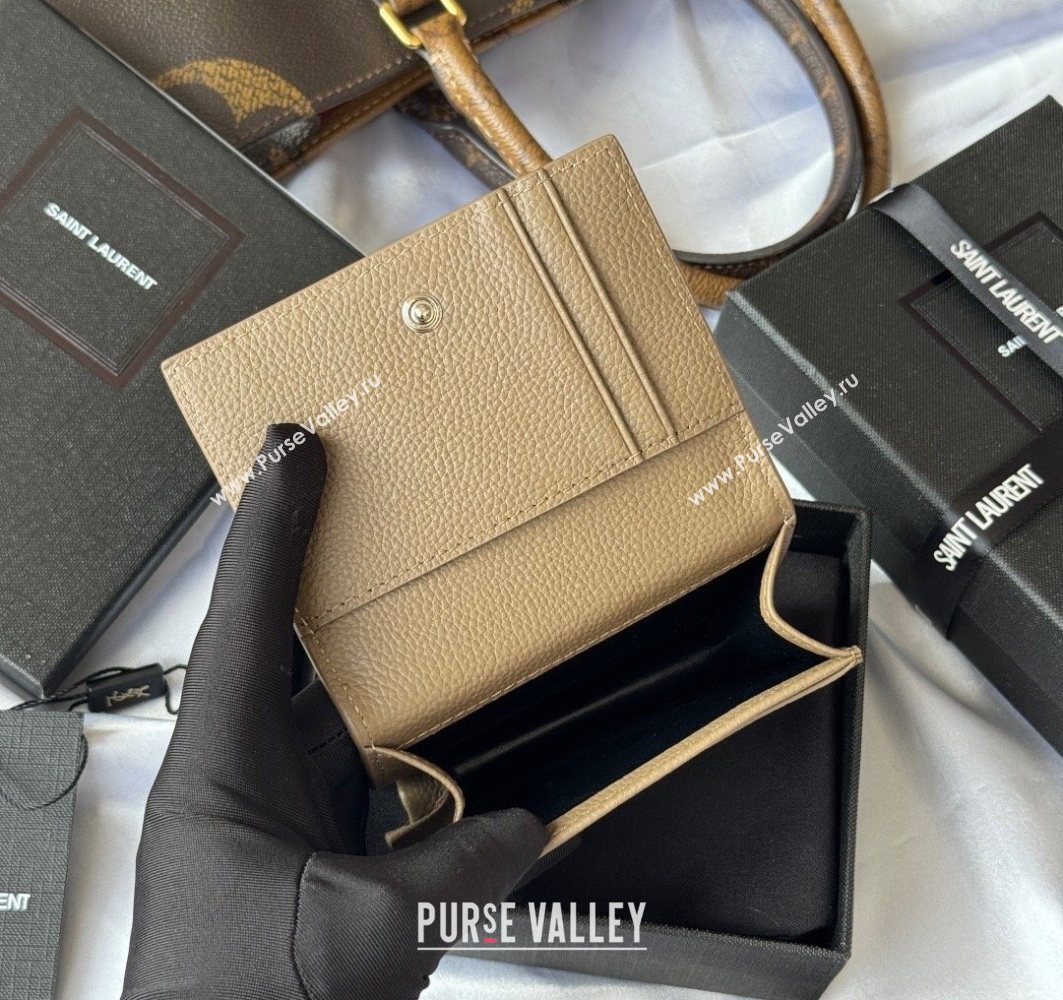 Saint Laurent Cassandre Shadow Business Card Case in Grained Leather Beige/Silver 2025 693492 (YY-251120011)