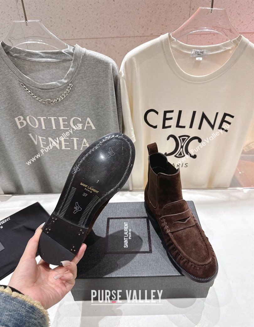 Saint Laurent Le Flat Chelsea Booties in Suede Dark Brown 2025 YSL121302 (MD-251213047)
