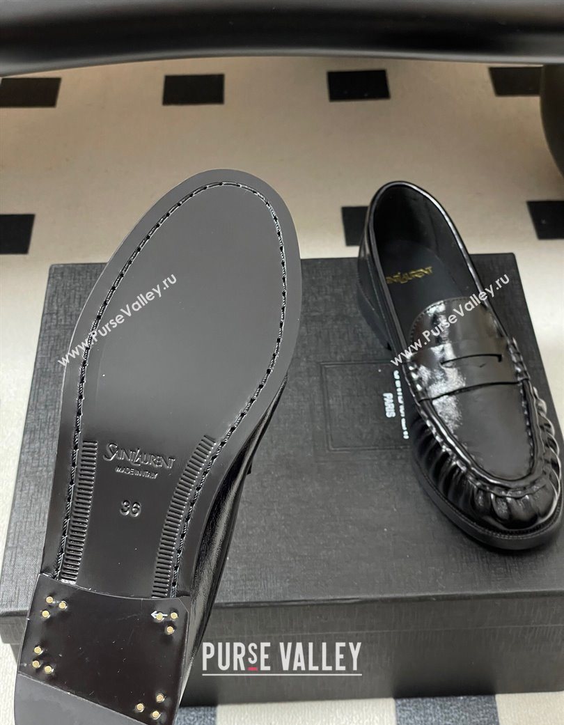 Saint Laurent Le Loafers Penny Slippers in Oil Leather Black/Gold 2025 7668790 (MD-251215007)
